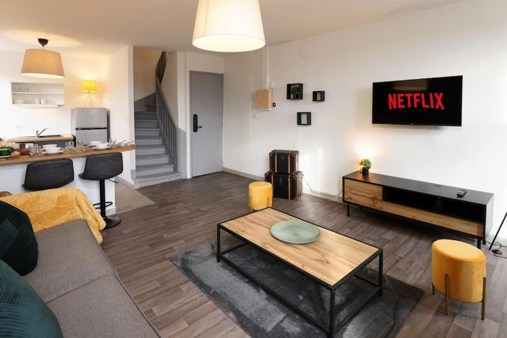 N3 Des Etudes Duplex Hypercentre Wifi Conciergeriedamecarcas Apartment Carcassonne Exterior foto